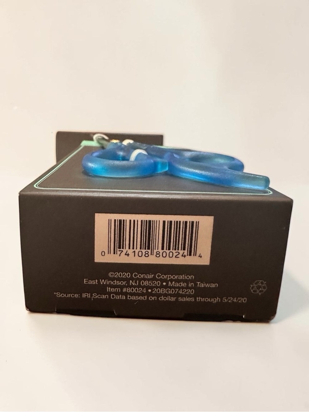 Conair Cut & Style 7” Blue Barber Shears with Haircut Cape - Picture 4 of 6